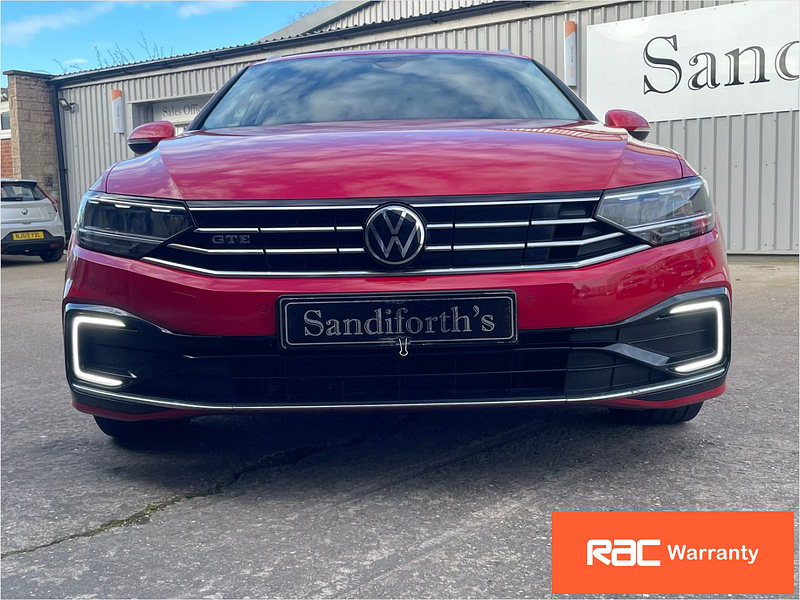 Volkswagen Passat 1.4 TSI 13kWh GTE Estate 5dr Petrol Plug-in Hybrid DSG Euro 6 (s/s) (218 ps) 5dr Automatic 2026