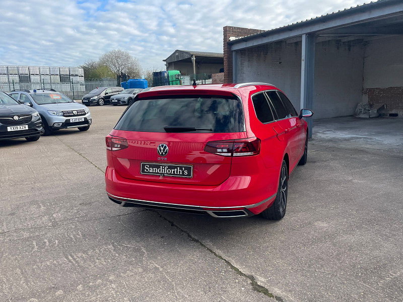 Volkswagen Passat 1.4 TSI 13kWh GTE Estate 5dr Petrol Plug-in Hybrid DSG Euro 6 (s/s) (218 ps) 5dr Automatic 2026