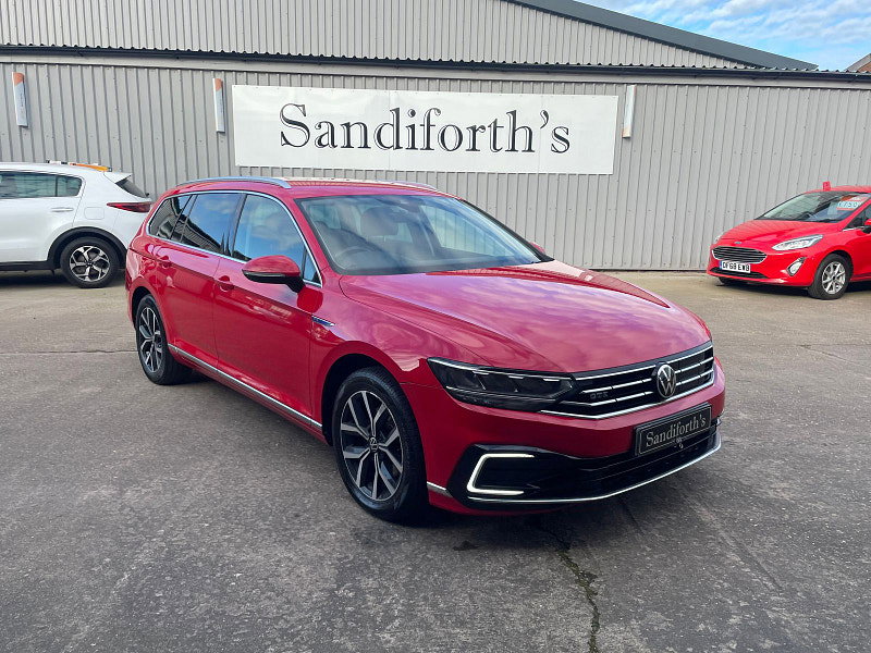 Volkswagen Passat 1.4 TSI 13kWh GTE Estate 5dr Petrol Plug-in Hybrid DSG Euro 6 (s/s) (218 ps) 5dr Automatic 2026