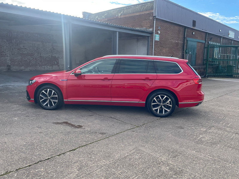 Volkswagen Passat 1.4 TSI 13kWh GTE Estate 5dr Petrol Plug-in Hybrid DSG Euro 6 (s/s) (218 ps) 5dr Automatic 2026