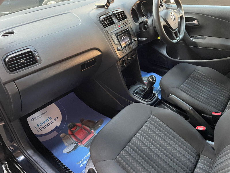 Volkswagen Polo 1.0 BlueMotion Tech S Hatchback 5dr Petrol Manual Euro 6 (s/s) (A/C) CHEAP TAX, 9 SERVICES  (60 ps) 5dr Manual 2025