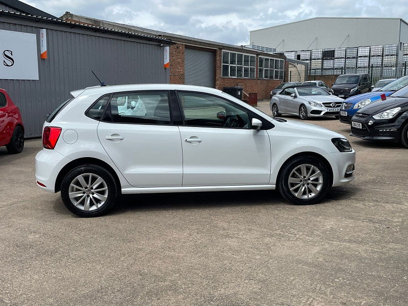 Volkswagen Polo 1.2 TSI BlueMotion Tech SE Hatchback 5dr Petrol Manual Euro 6 (s/s) (90 ps) Only 1 Former Keeper 5dr Manual 2024