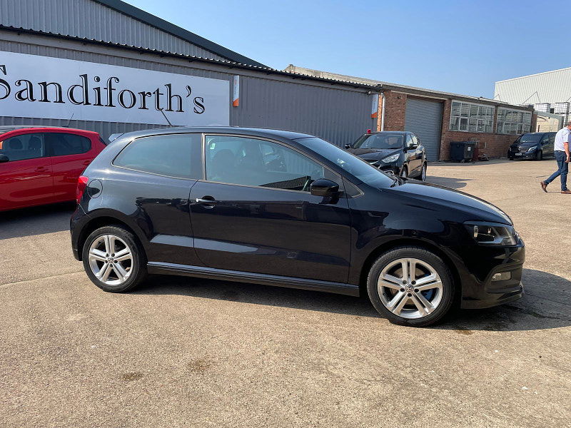 Volkswagen Polo 1.2 TSI R-Line Hatchback 3dr Petrol Manual Euro 5 (105 ps) 11 Services, New Timing Chain 3dr Manual 2025