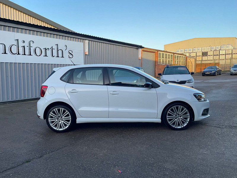Volkswagen Polo 1.4 TSI ACT BlueGT Hatchback 5dr Petrol Manual Euro 6 (s/s) (150 ps) 5dr Manual 2025