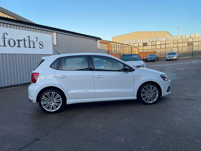 Volkswagen Polo 1.4 TSI ACT BlueGT Hatchback 5dr Petrol Manual Euro 6 (s/s) (150 ps) 5dr Manual 2025