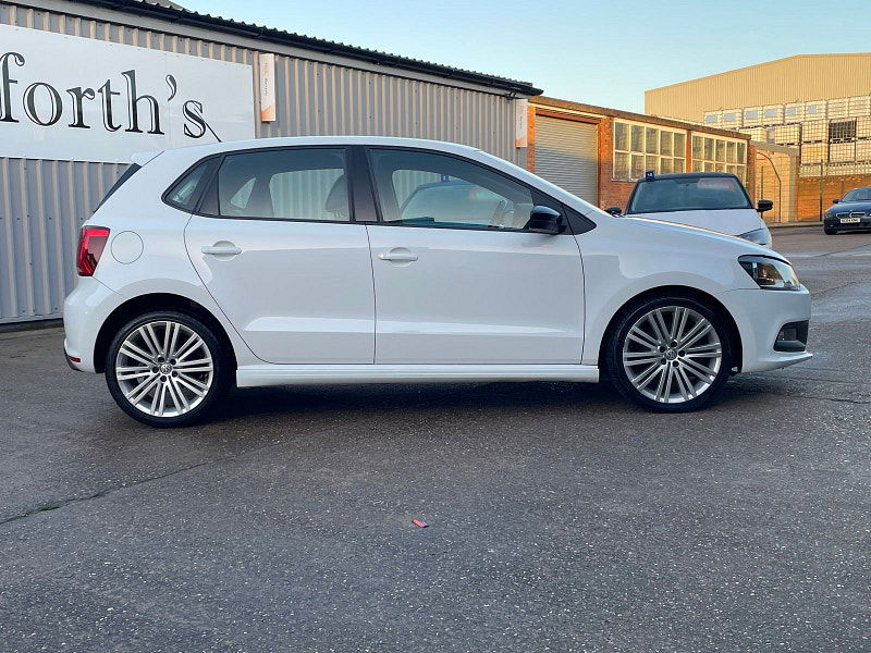 Volkswagen Polo 1.4 TSI ACT BlueGT Hatchback 5dr Petrol Manual Euro 6 (s/s) (150 ps) 5dr Manual 2025