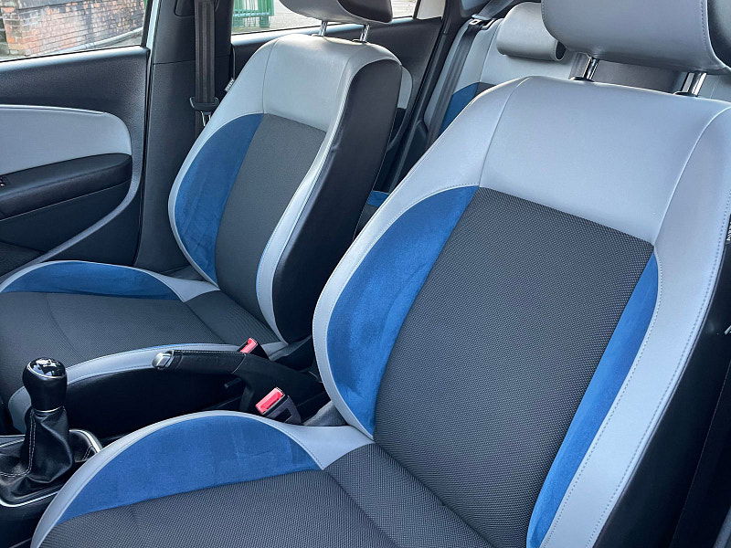 Volkswagen Polo 1.4 TSI ACT BlueGT Hatchback 5dr Petrol Manual Euro 6 (s/s) (150 ps) 5dr Manual 2025