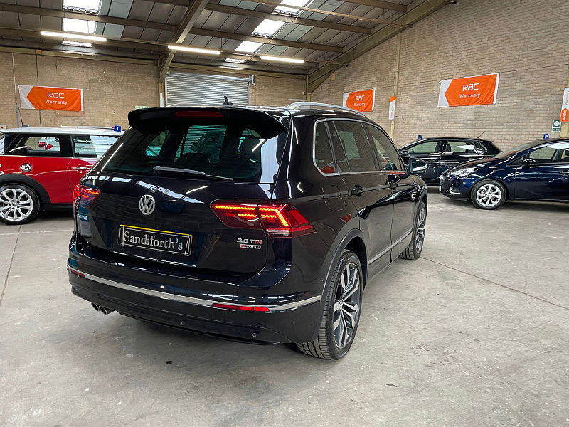 Volkswagen Tiguan 2.0 R-LINE TDI BMT 4MOTION DSG 5d 188 BHP PAN ROOF, HEAD UP DISPLAY DYNAUDIO, REVERSING CAMERA, SAT NAV 5dr Automatic 2025