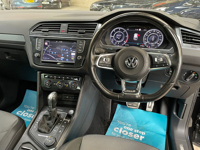 Volkswagen Tiguan 2.0 R-LINE TDI BMT 4MOTION DSG 5d 188 BHP PAN ROOF, HEAD UP DISPLAY DYNAUDIO, REVERSING CAMERA, SAT NAV 5dr Automatic 2025