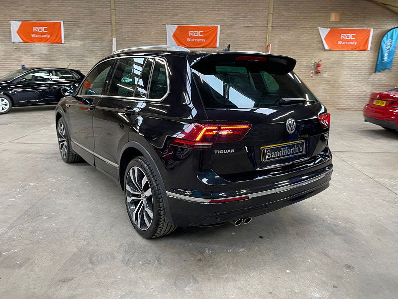 Volkswagen Tiguan 2.0 R-LINE TDI BMT 4MOTION DSG 5d 188 BHP PAN ROOF, HEAD UP DISPLAY DYNAUDIO, REVERSING CAMERA, SAT NAV 5dr Automatic 2025