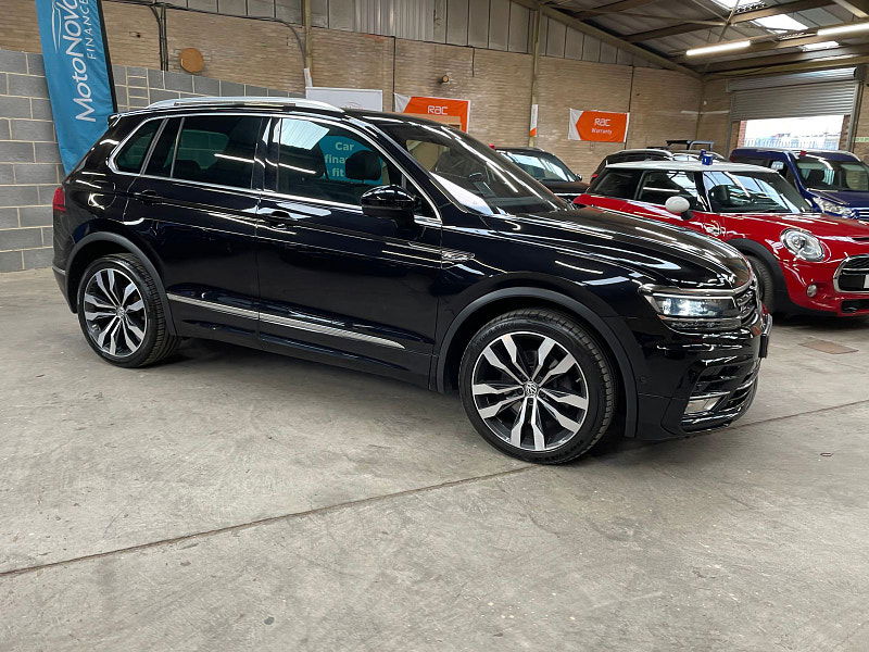 Volkswagen Tiguan 2.0 R-LINE TDI BMT 4MOTION DSG 5d 188 BHP PAN ROOF, HEAD UP DISPLAY DYNAUDIO, REVERSING CAMERA, SAT NAV 5dr Automatic 2025