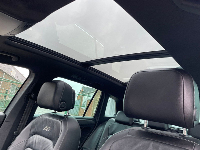 Volkswagen Tiguan 2.0 TDI BlueMotion Tech R-Line SUV 5dr Diesel DSG 4Motion Euro 6 (s/s) (190 ps) 5dr Automatic 2026