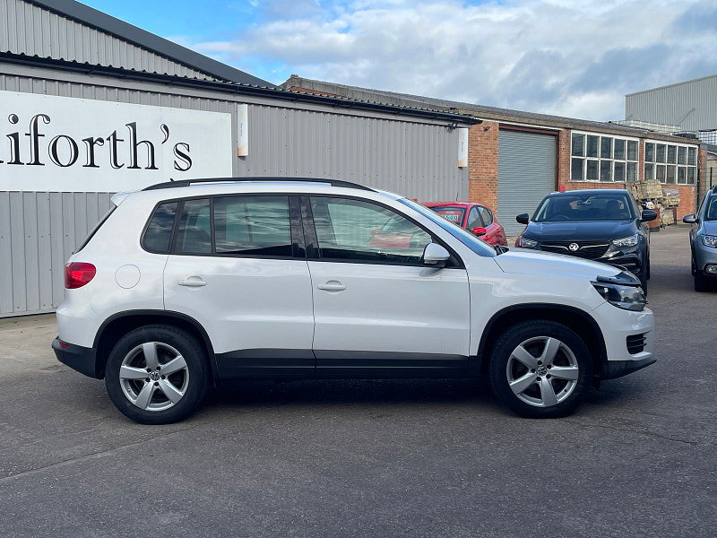 Volkswagen Tiguan 2.0 TDI BlueMotion Tech S SUV 5dr Diesel Manual 2WD Euro 5 (s/s) (140 ps) 5dr Manual 2026