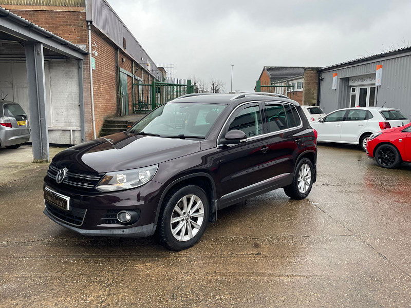 Volkswagen Tiguan 2.0 TDI BlueMotion Tech SE SUV 5dr Diesel Manual 4WD Euro 5 (s/s) (140 ps) 5dr Manual 2025