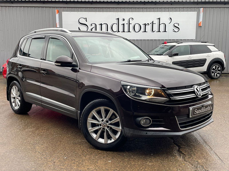 Volkswagen Tiguan 2.0 TDI BlueMotion Tech SE SUV 5dr Diesel Manual 4WD Euro 5 (s/s) (140 ps) 5dr Manual 2025