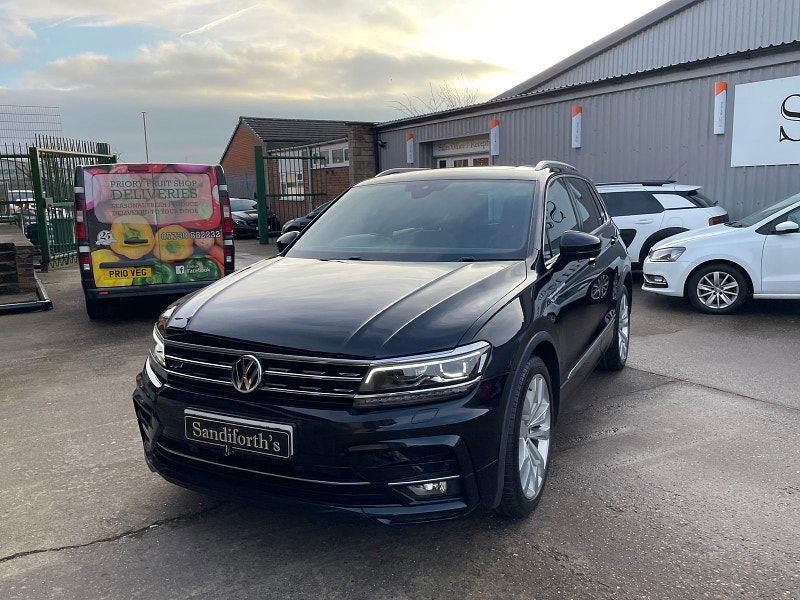 Volkswagen Tiguan 2.0 TDI R-Line SUV 5dr Diesel Manual 4Motion Euro 6 (s/s) (150 ps) 5dr Manual 2025