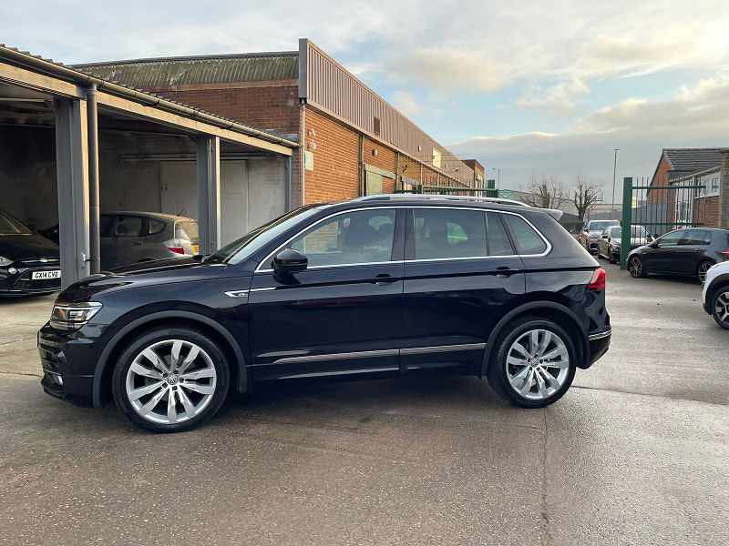 Volkswagen Tiguan 2.0 TDI R-Line SUV 5dr Diesel Manual 4Motion Euro 6 (s/s) (150 ps) 5dr Manual 2025