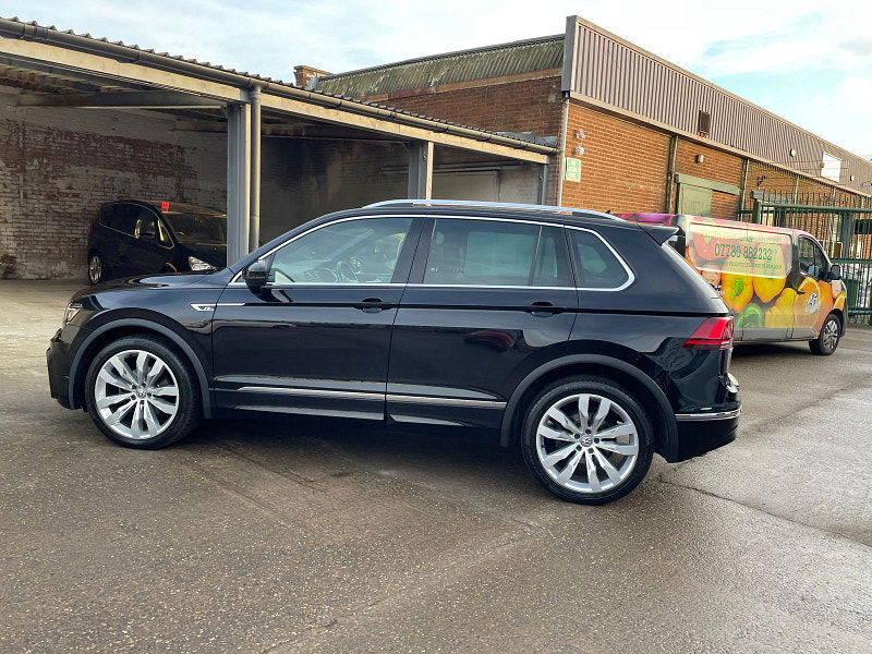 Volkswagen Tiguan 2.0 TDI R-Line SUV 5dr Diesel Manual 4Motion Euro 6 (s/s) (150 ps) 5dr Manual 2025