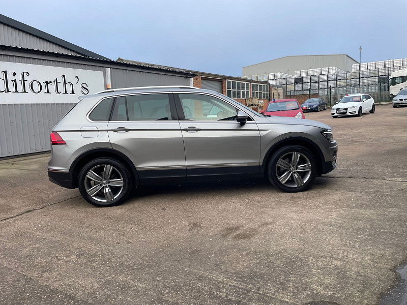 Volkswagen Tiguan 2.0 TDI SEL SUV 5dr Diesel DSG 4Motion Euro 6 (s/s) (190 ps) 5dr Automatic 2025