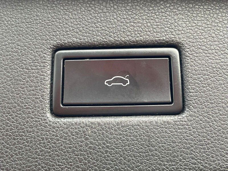 Volkswagen Tiguan 2.0 TDI SEL SUV 5dr Diesel DSG 4Motion Euro 6 (s/s) (190 ps) 5dr Automatic 2025