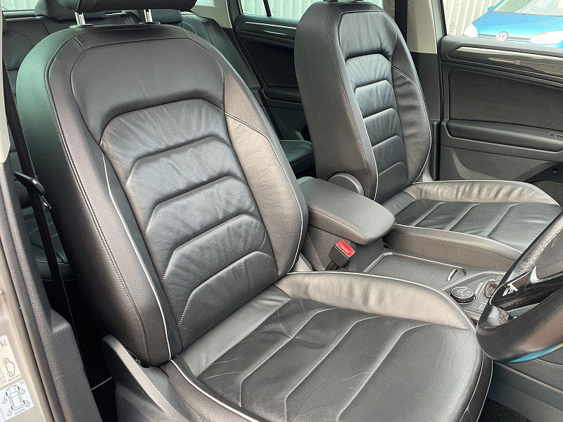 Volkswagen Tiguan 2.0 TDI SEL SUV 5dr Diesel DSG 4Motion Euro 6 (s/s) (190 ps) 5dr Automatic 2025