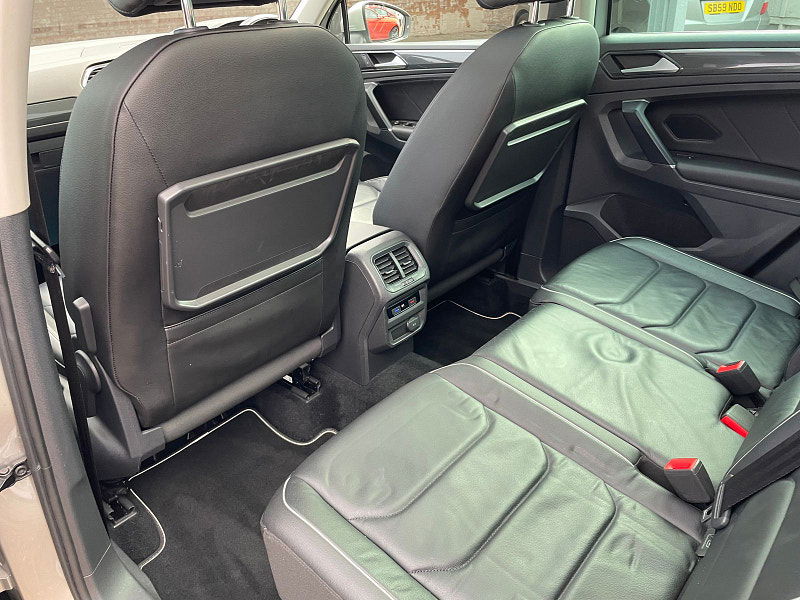 Volkswagen Tiguan 2.0 TDI SEL SUV 5dr Diesel DSG 4Motion Euro 6 (s/s) (190 ps) 5dr Automatic 2025