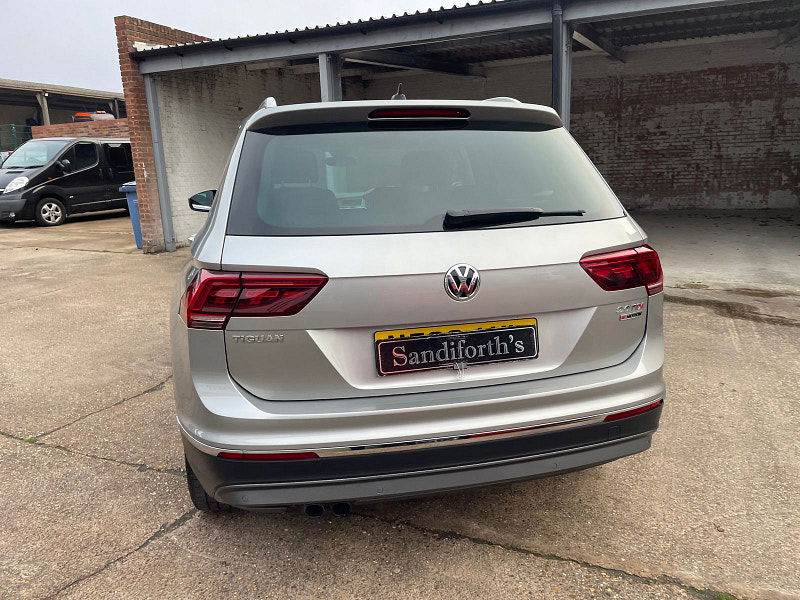 Volkswagen Tiguan 2.0 TDI SEL SUV 5dr Diesel DSG 4Motion Euro 6 (s/s) (190 ps) 5dr Automatic 2025