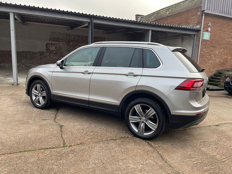 Volkswagen Tiguan 2.0 TDI SEL SUV 5dr Diesel DSG 4Motion Euro 6 (s/s) (190 ps) 5dr Automatic 2025