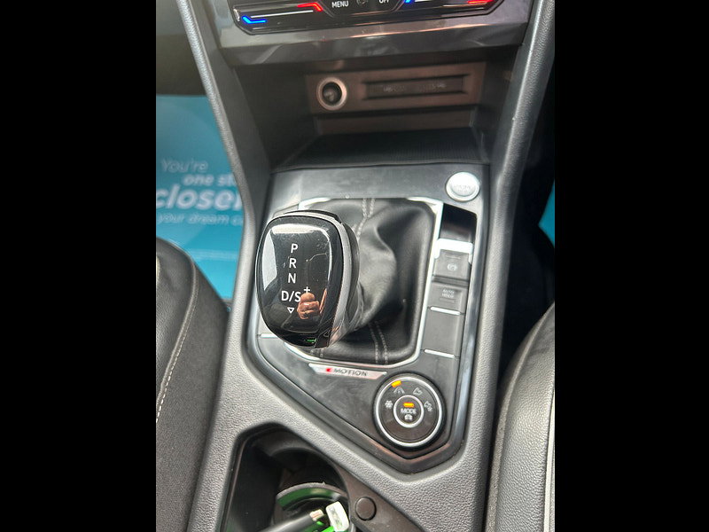 Volkswagen Tiguan 2.0 TSI R-Line SUV 5dr Petrol DSG 4Motion Euro 6 (s/s) (190 ps) 5dr Automatic 2026