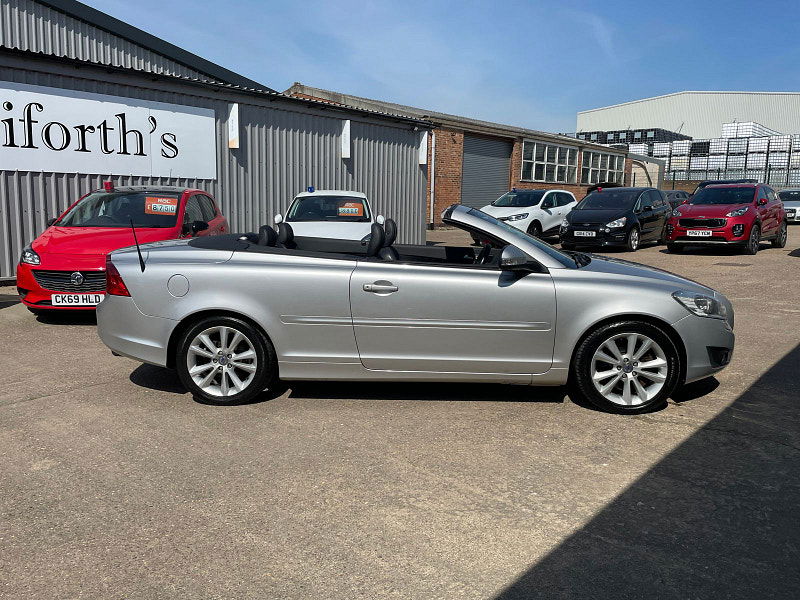 Volvo C70 2.0 D3 SE Inscription Convertible 2dr Diesel Geartronic Euro 5 (150 ps) 13 Services, Only 91k  2dr Automatic 2025