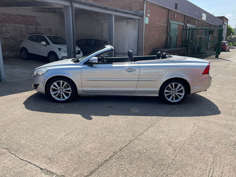 Volvo C70 2.0 D3 SE Inscription Convertible 2dr Diesel Geartronic Euro 5 (150 ps) 13 Services, Only 91k  2dr Automatic 2025