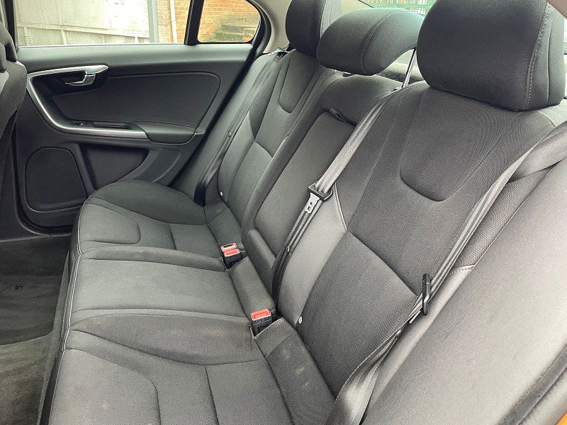 Volvo S60 2.0 D3 SE Saloon 4dr Diesel Manual Euro 5 (163 ps) 4dr Manual 2026