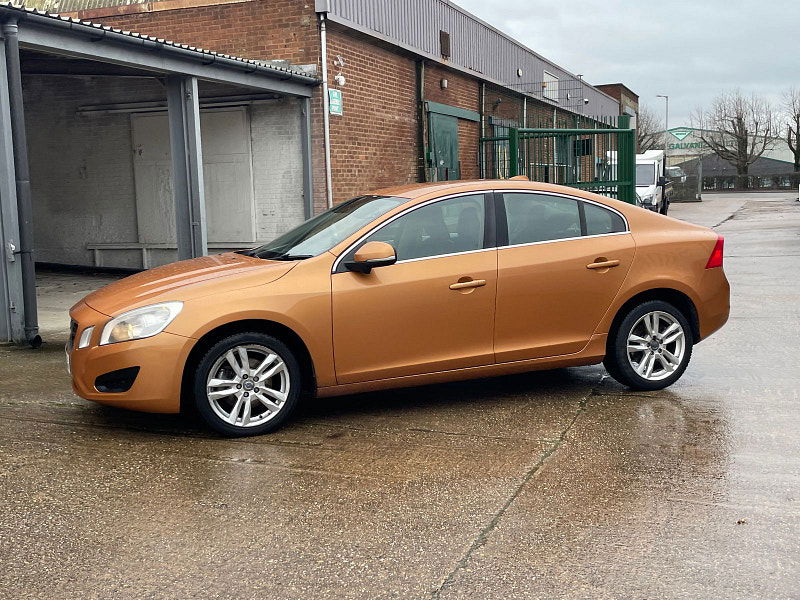 Volvo S60 2.0 D3 SE Saloon 4dr Diesel Manual Euro 5 (163 ps) 4dr Manual 2026