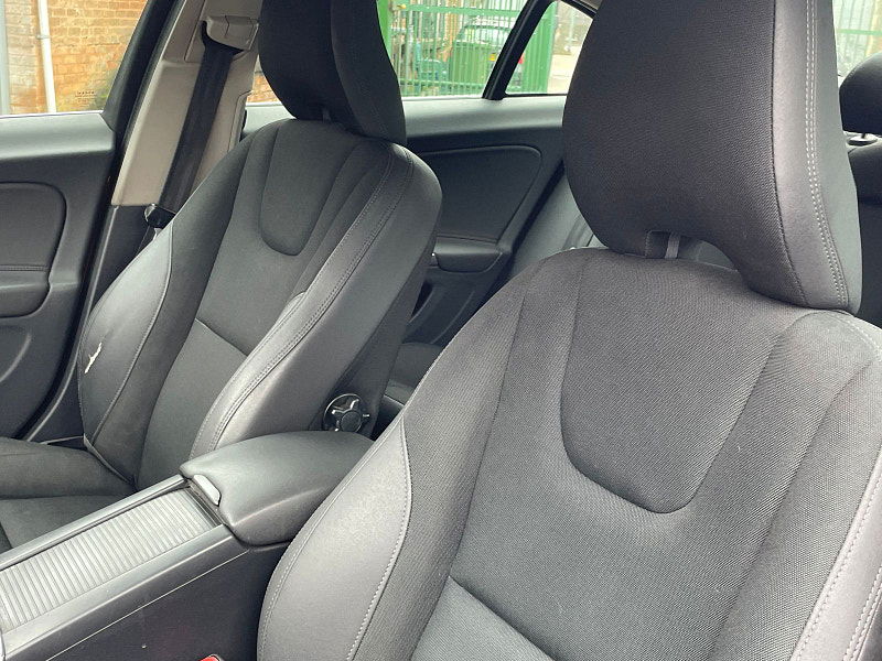 Volvo S60 2.0 D3 SE Saloon 4dr Diesel Manual Euro 5 (163 ps) 4dr Manual 2026