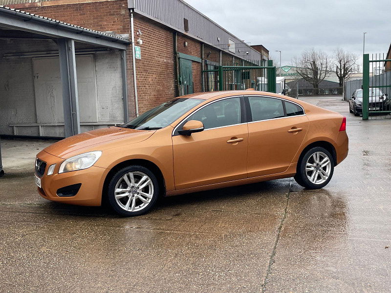 Volvo S60 2.0 D3 SE Saloon 4dr Diesel Manual Euro 5 (163 ps) 4dr Manual 2026