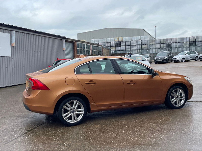 Volvo S60 2.0 D3 SE Saloon 4dr Diesel Manual Euro 5 (163 ps) 4dr Manual 2026