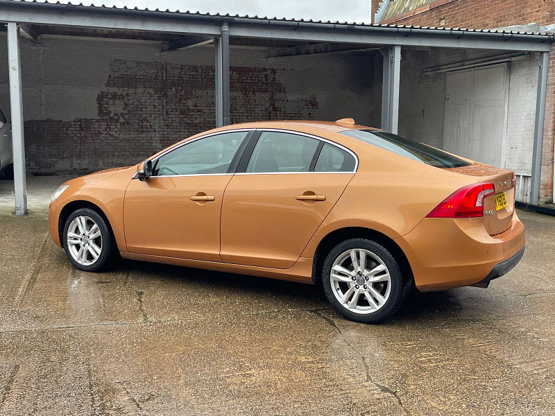 Volvo S60 2.0 D3 SE Saloon 4dr Diesel Manual Euro 5 (163 ps) 4dr Manual 2026