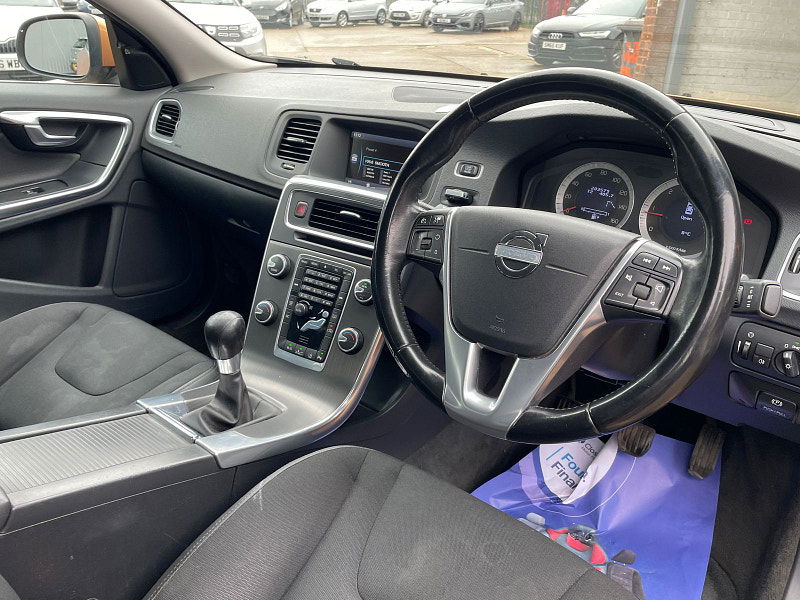 Volvo S60 2.0 D3 SE Saloon 4dr Diesel Manual Euro 5 (163 ps) 4dr Manual 2026