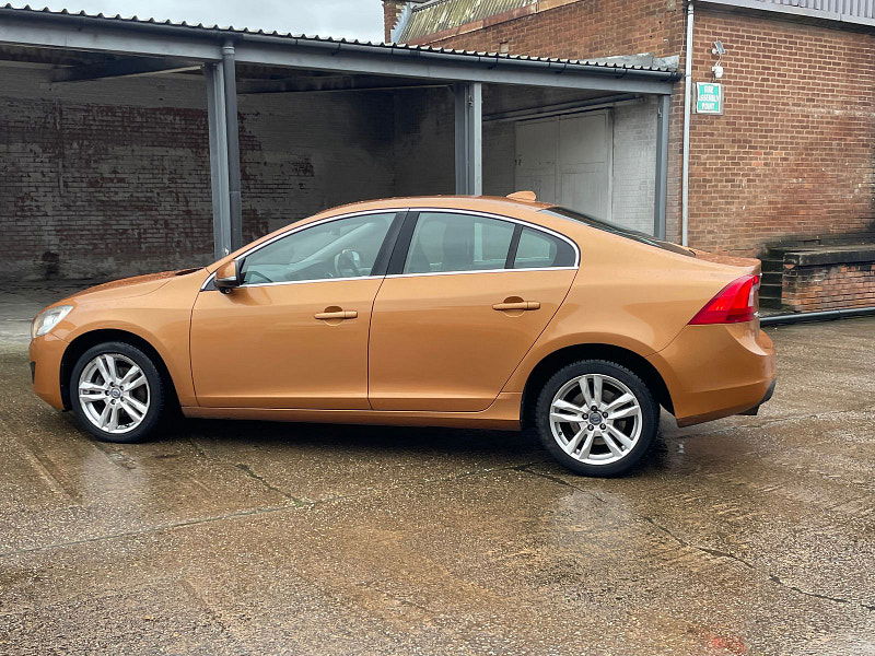 Volvo S60 2.0 D3 SE Saloon 4dr Diesel Manual Euro 5 (163 ps) 4dr Manual 2026