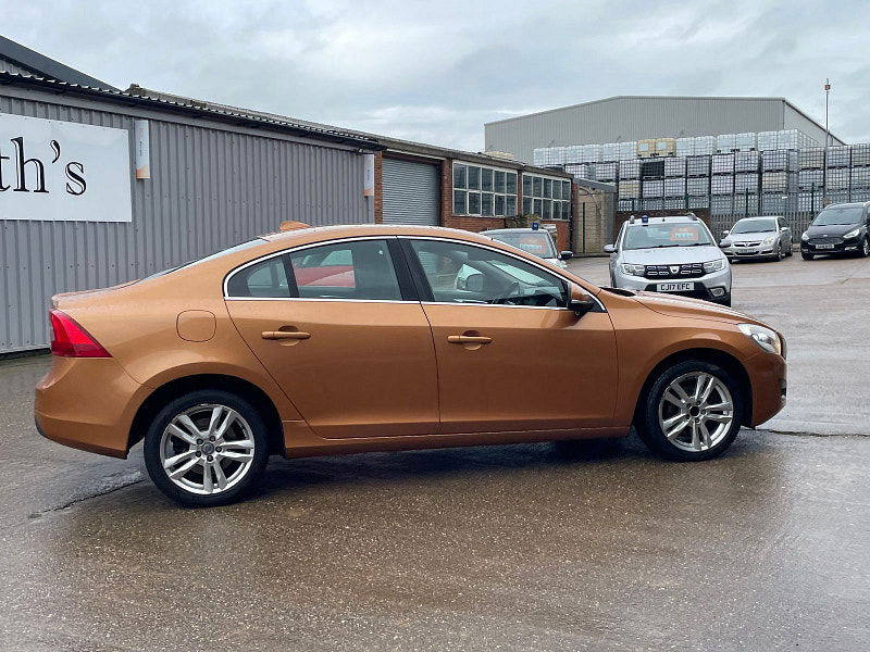 Volvo S60 2.0 D3 SE Saloon 4dr Diesel Manual Euro 5 (163 ps) 4dr Manual 2026