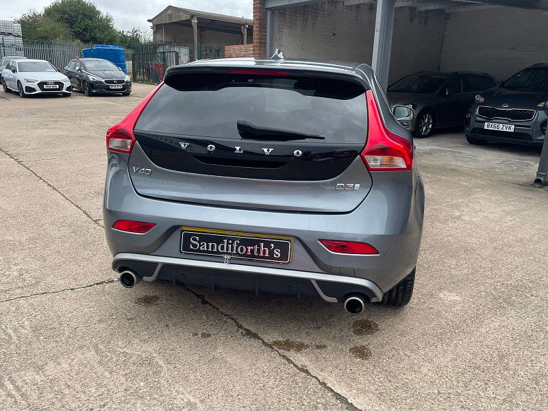 Volvo V40 2.0 D3 R-Design Nav Plus Hatchback 5dr Diesel Auto Euro 6 (s/s) (150 ps) 5dr Automatic 2025