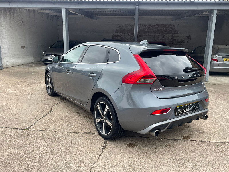 Volvo V40 2.0 D3 R-Design Nav Plus Hatchback 5dr Diesel Auto Euro 6 (s/s) (150 ps) 5dr Automatic 2025