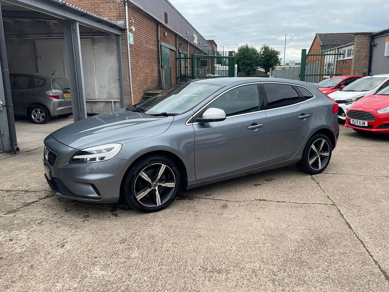 Volvo V40 2.0 D3 R-Design Nav Plus Hatchback 5dr Diesel Auto Euro 6 (s/s) (150 ps) 5dr Automatic 2025