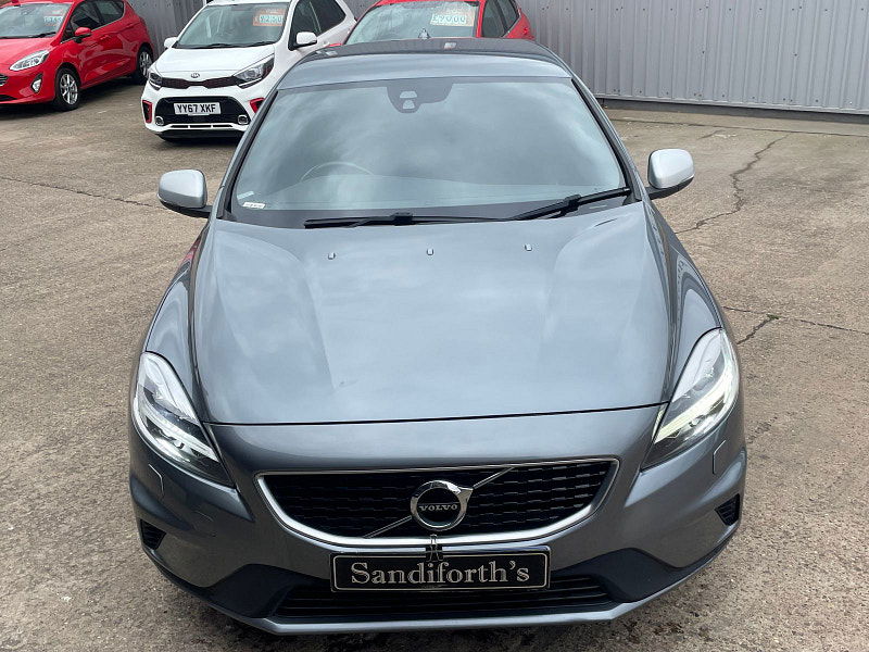 Volvo V40 2.0 D3 R-Design Nav Plus Hatchback 5dr Diesel Auto Euro 6 (s/s) (150 ps) 5dr Automatic 2025