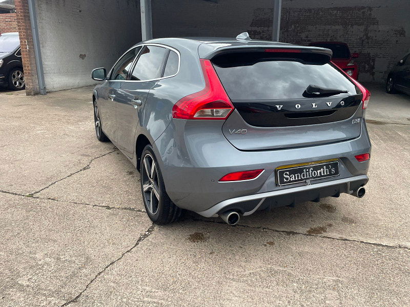 Volvo V40 2.0 D3 R-Design Nav Plus Hatchback 5dr Diesel Auto Euro 6 (s/s) (150 ps) 5dr Automatic 2025