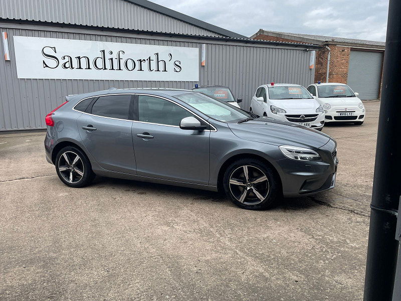Volvo V40 2.0 D3 R-Design Nav Plus Hatchback 5dr Diesel Auto Euro 6 (s/s) (150 ps) 5dr Automatic 2025
