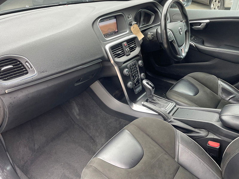 Volvo V40 2.0 D3 R-Design Nav Plus Hatchback 5dr Diesel Auto Euro 6 (s/s) (150 ps) 5dr Automatic 2025