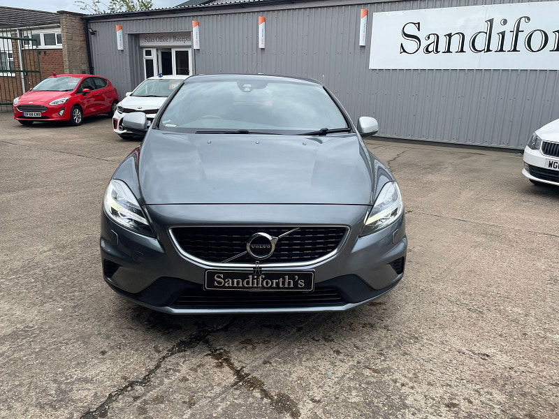 Volvo V40 2.0 D3 R-Design Nav Plus Hatchback 5dr Diesel Auto Euro 6 (s/s) (150 ps) 5dr Automatic 2025
