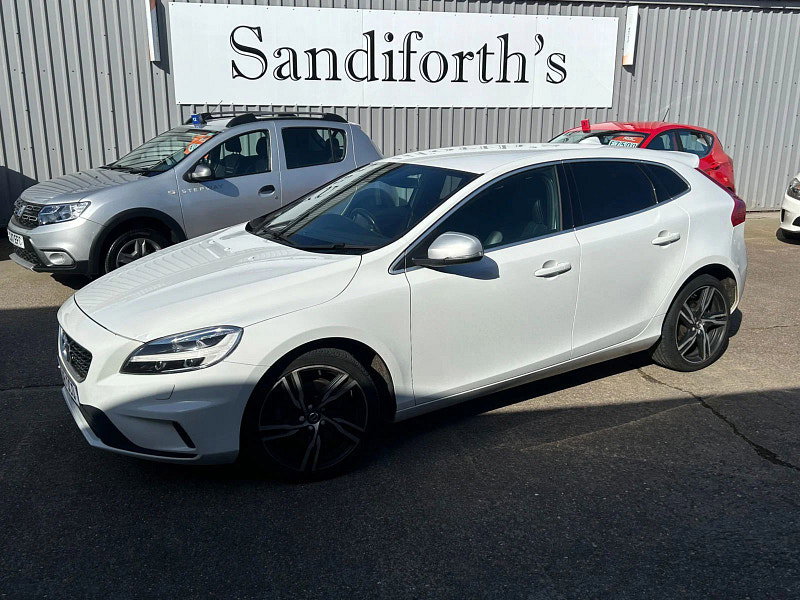 Volvo V40 2.0 T3 GPF R-Design Pro Hatchback 5dr Petrol Manual Euro 6 (s/s) (152 ps) 5dr Manual 2026
