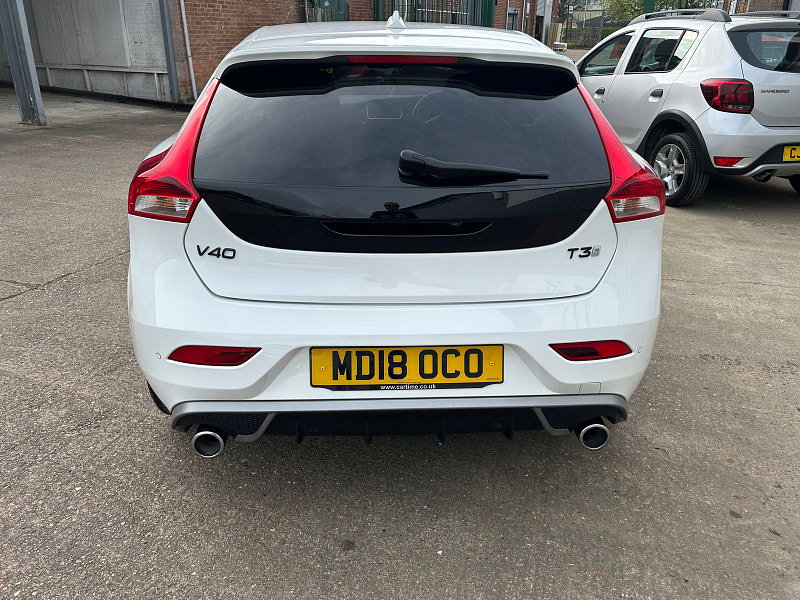 Volvo V40 2.0 T3 GPF R-Design Pro Hatchback 5dr Petrol Manual Euro 6 (s/s) (152 ps) 5dr Manual 2026